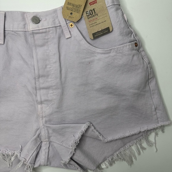 Levi's Women’s 501™ NWT Purple Lilac Button Fly cutoff Jean Shorts - Picture 4 of 8